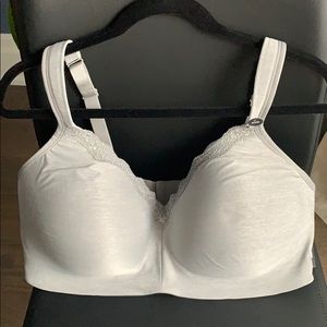 Padded Wirefree Addition Elle Bra